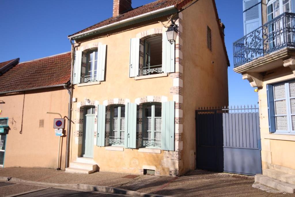La Maison D'A Cote Saint-Amand-en-Puisaye 외부 사진