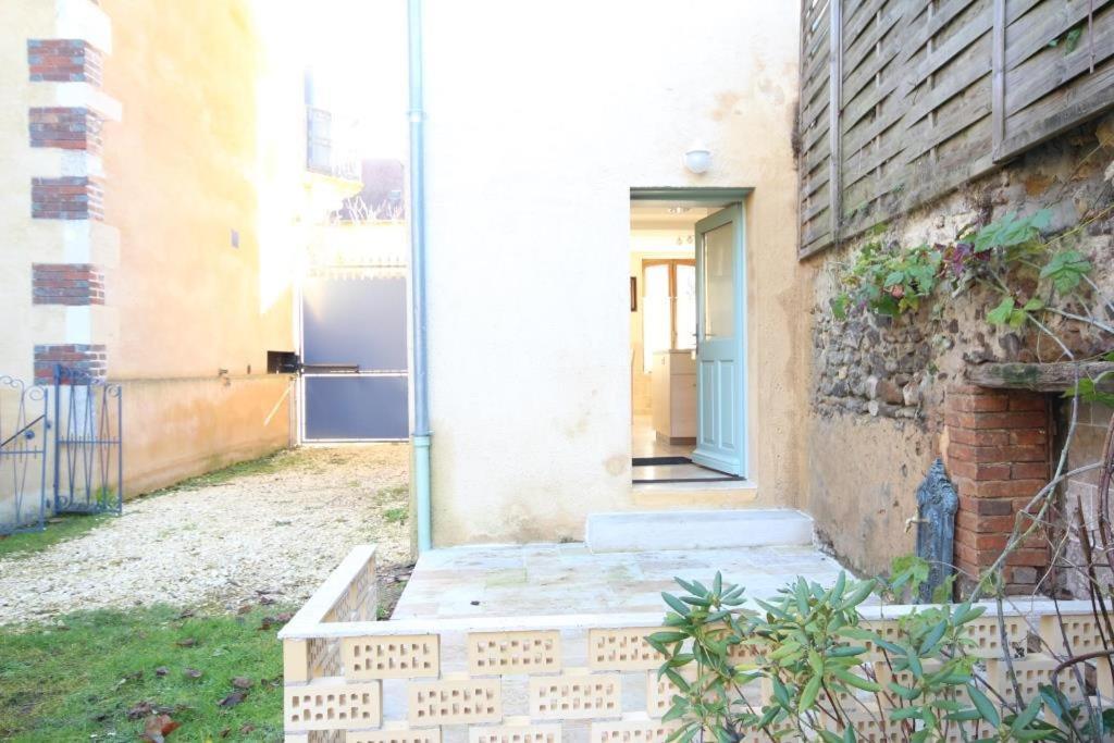 La Maison D'A Cote Saint-Amand-en-Puisaye 외부 사진