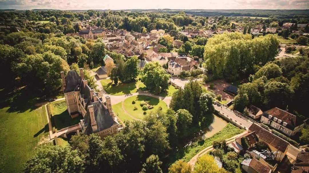 La Maison D'A Cote Saint-Amand-en-Puisaye 외부 사진