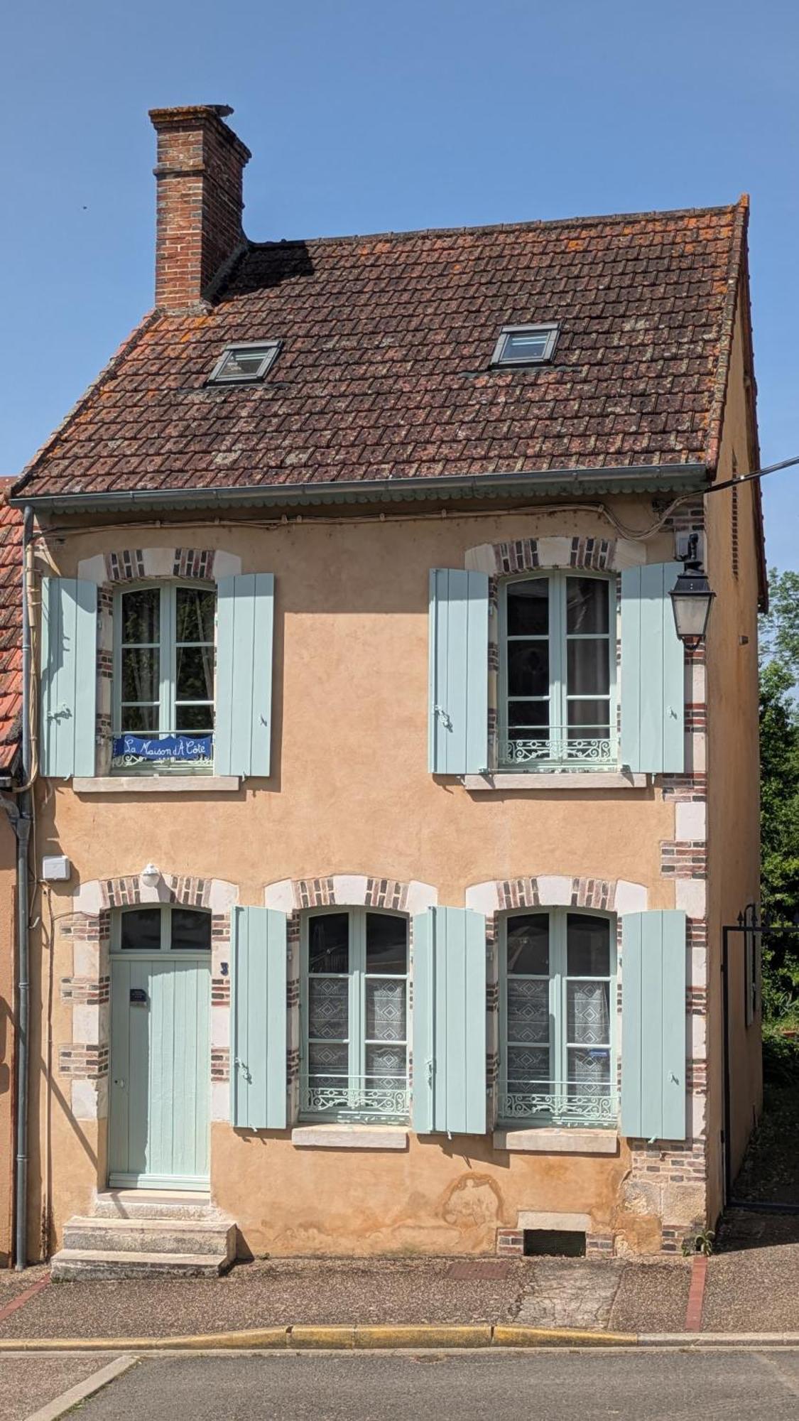 La Maison D'A Cote Saint-Amand-en-Puisaye 외부 사진
