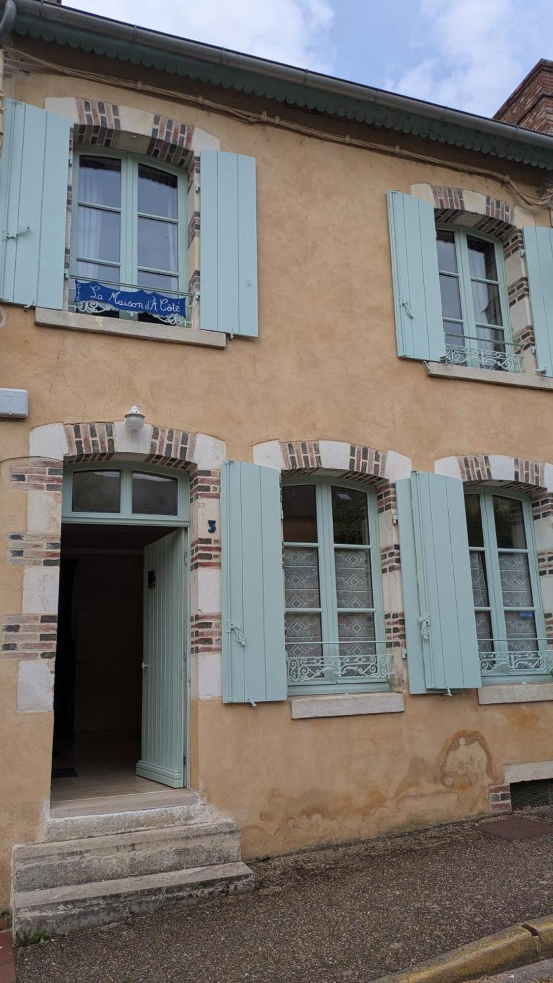 La Maison D'A Cote Saint-Amand-en-Puisaye 외부 사진